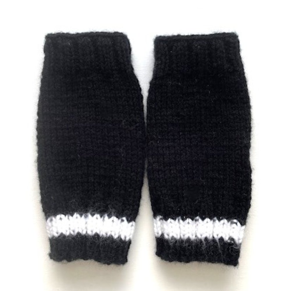 Black and White Hand Knit Fingerless Mittens